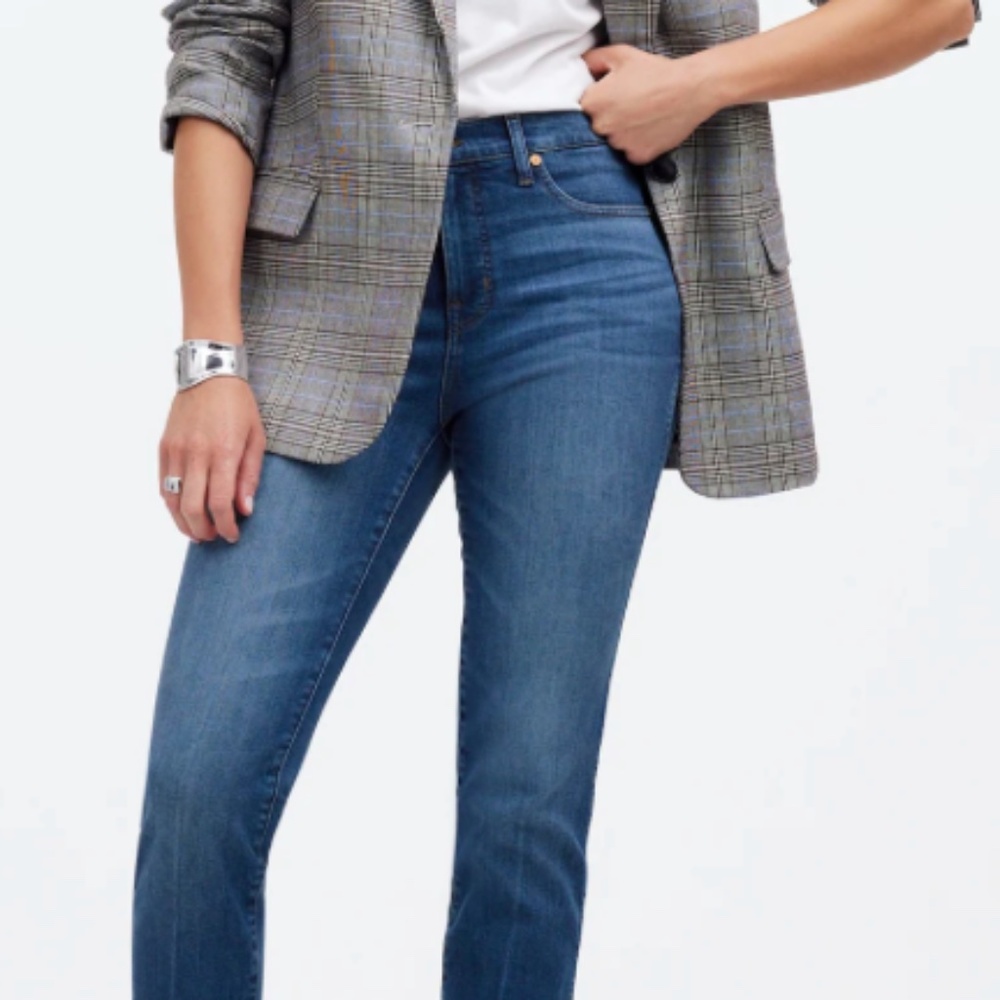Maxwell Mid Rise Stovepipe Jeans